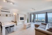 Top St Pauls Bay