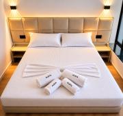 ALZETA Aparthotel