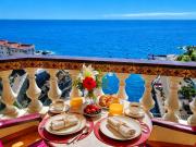 FRONT LiNE OCEAN ViEW 2BeD Wi-Fi YOUR HOLiDAY HOME