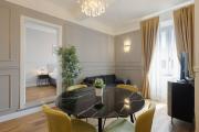 Elegant and bright apartment Laura I