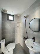 Unihomes Apartment 594 Q10