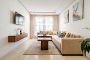 Modern 2BR Apartment with Free Parking, Maârif