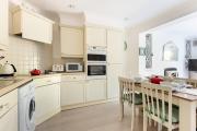 Top Modbury