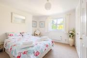Top Modbury
