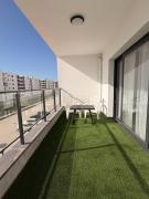 Top Paralimni