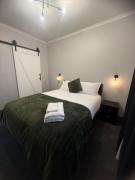 Top Deniliquin