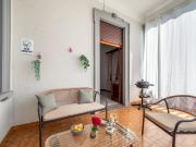LoreLake Holidays -Big City Life - Parking& Private Terrace - 10 min from city Center, Lake & Stadium
