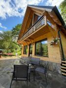 Chalet Green
