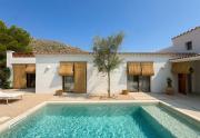 New Mediterranean Villa with heated pool