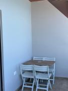 West Coast Apartaments 2