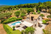 Top Agios Leon