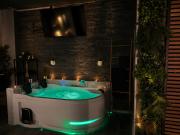 Appartement love room Perpignan cosy jacuzzi parking privée