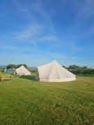 Summit Camping Kit Hill Rd Cornwall Panoramic Views Grass Pitch from 15pn or Bella Bell Tent 75pn
