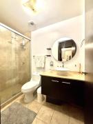 Spacious Suite I Balcony and Gym