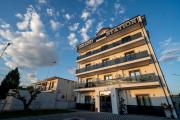 Grand Station Hotel