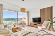 Oceana Gardens Apartment