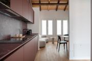 Bright 2BR - 2BA - AC - Central Bologna