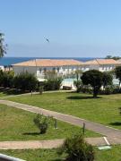 Appartement de trois pièces entre la mer et les montagnes avec piscine