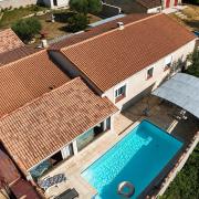 Villa Familiale avec Piscine Privée pour 10 Pers