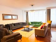 Cosy Triplex Flat