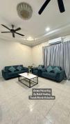 Top Tanah Merah