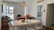 Spacious and central - 5 minutes from the beach