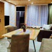 Calm, beautiful and stylish property in Canazei