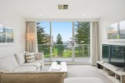 Top Glenelg