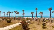 Family Beach 100 Square Metres Apartment