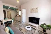 Bonito apartamento en 2º línea de playa & parking
