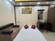 Ostro Inn Royal Studio Apartment Shakespeare Sarani