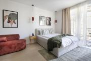 Stylish Studio with terrace near New York Cafe 2