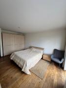 Private Room by Sea Balcony, Sauna, Parking