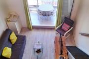 40m AC Studio with Balcony & Parking