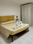 Top Naples
