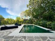 Chalet Green