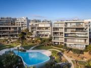 Sun Retreat Portimão, with Pool and Private Balcony