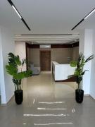Casino Front Luxury Apartment 2