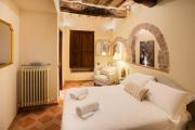 Top Assisi