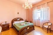 Top Noto
