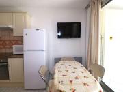 Studio Cabine avec terrasse ensoleillée, piscines, parking privé, à 500m de la plage - FR-1-307-133