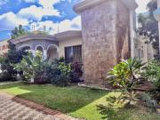 Cinnamon Villa is a 2 bedroom villa 5 minutes walk from Flic en Flac public beach