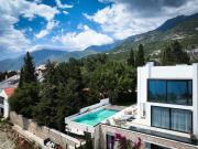 Top Himare
