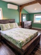 Top Shelburne