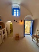 Top Emporio Santorini