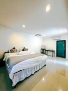 Top Ban Khao Klom