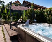 Vasilija Apartment - Cozy, quiet with terrace & spa near Novi Sad, Sremski Karlovci