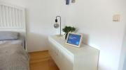 BRIGHT by Interior Apartments - Familien App für 4 Personen & Kinderbett - Gartennutzung- Ausblick zum Herkules - nahe ICE-Bahnhof & UNESCO Weltkulturerbe Herkules & Schloss Wilhelmshöhe