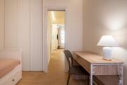 Top Chiavari