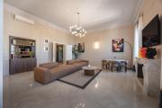 Trevi Suite Iconic View - Luxury Penthouse Rooftop